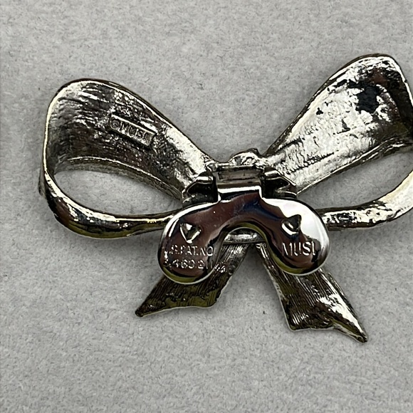 Vintage Musi silver tone shoe clips BOWS 1.5 x 2.25 inches - Picture 5 of 10